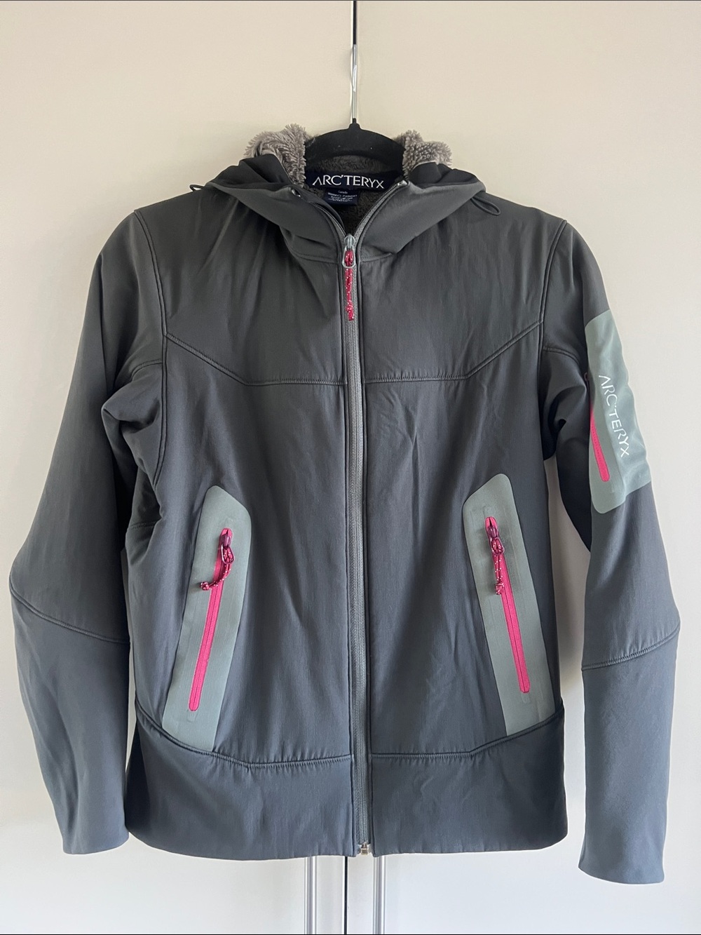 Arc'teryx Women's Hyllus Hoody Fleece Lined Jacket Grey Size Medium